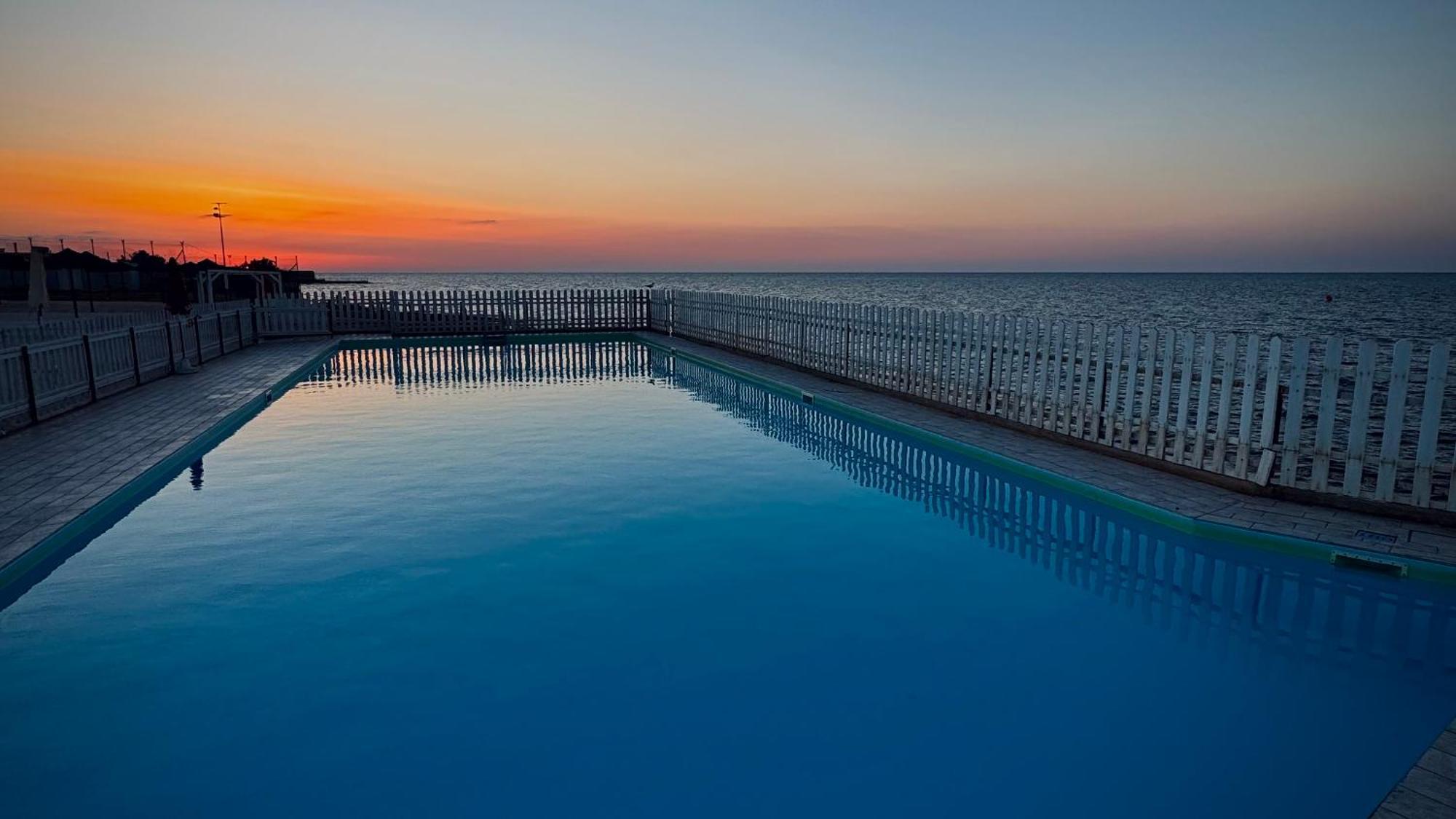 Baia Sangiorgio Hotel & Beach Club Bari Exterior photo